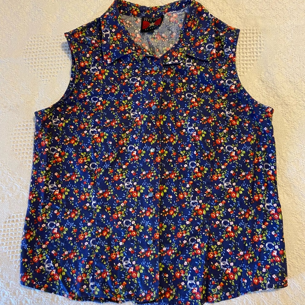 Top - Picture 7 of 10